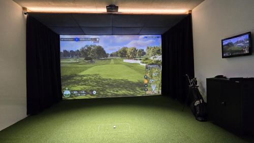 Strawberry Tour Indoor Golf Serie am Trackman